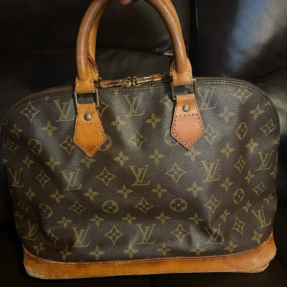 Vintage Louis Vuitton Alma Handbag